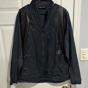 Under Armour Perpetual Gray Jacket with Subtle Pattern